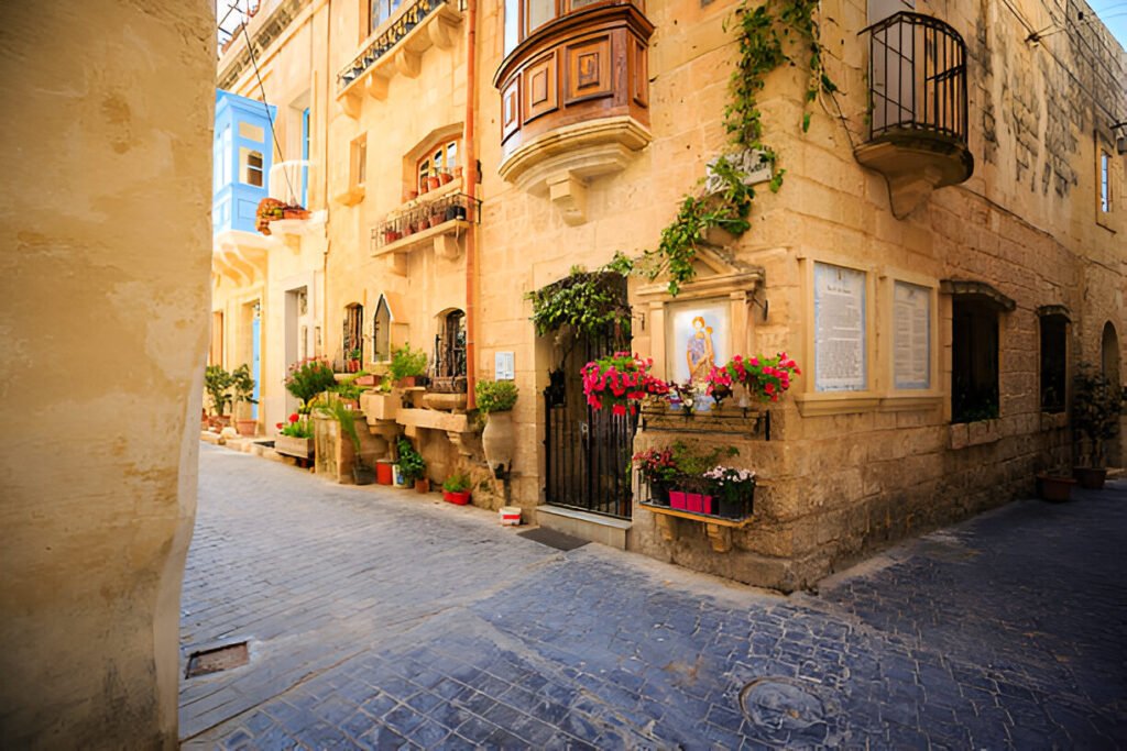 /hings-to-know-before-traveling-malta
