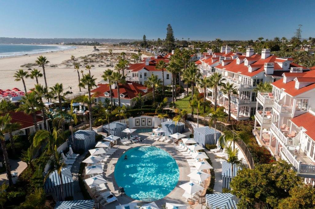 romantic hotels California coast